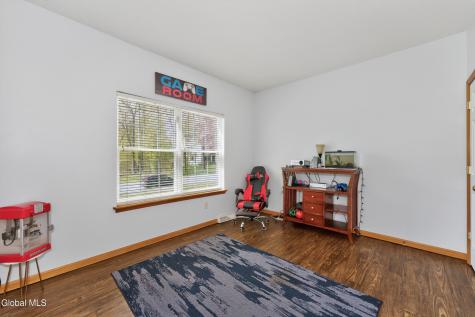 11 Quincy Lane Queensbury NY 12804