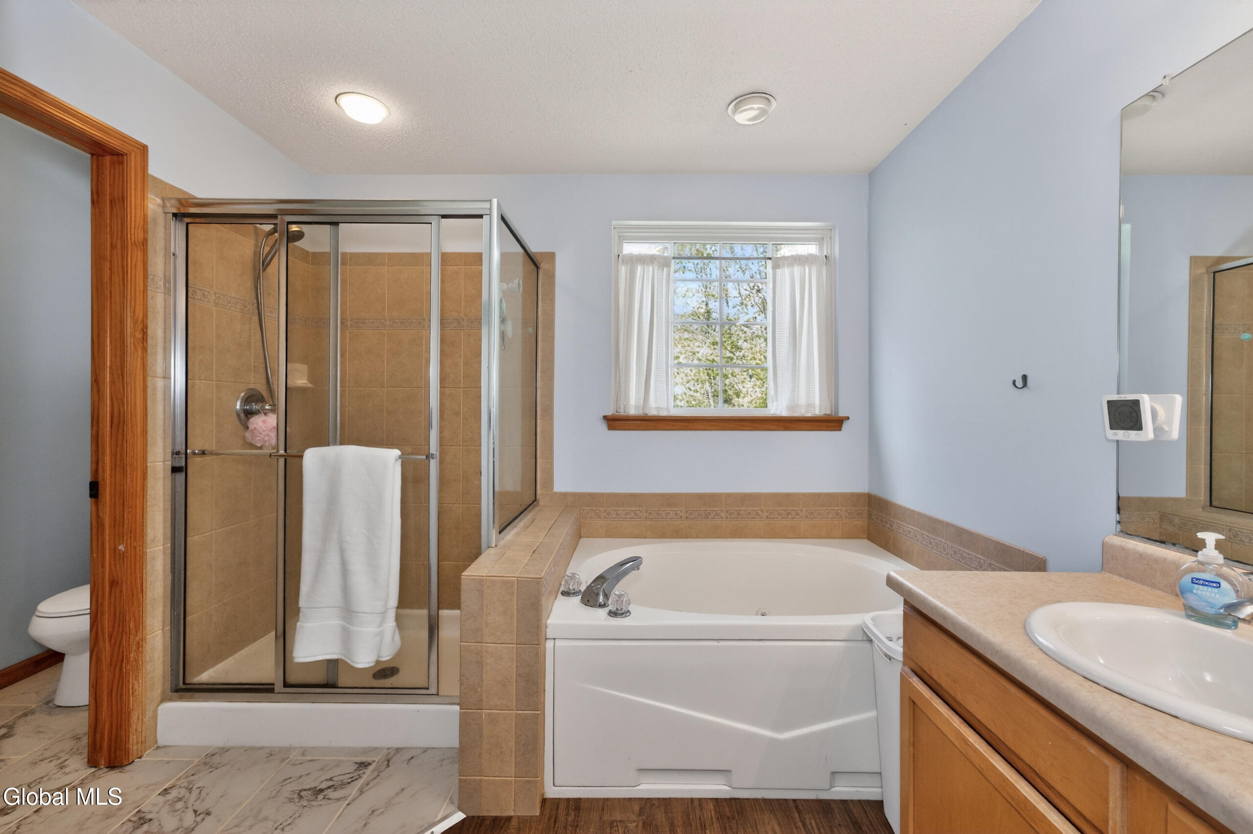 11 Quincy Lane Queensbury NY 12804
