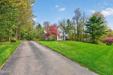 11 Quincy Lane Queensbury NY 12804