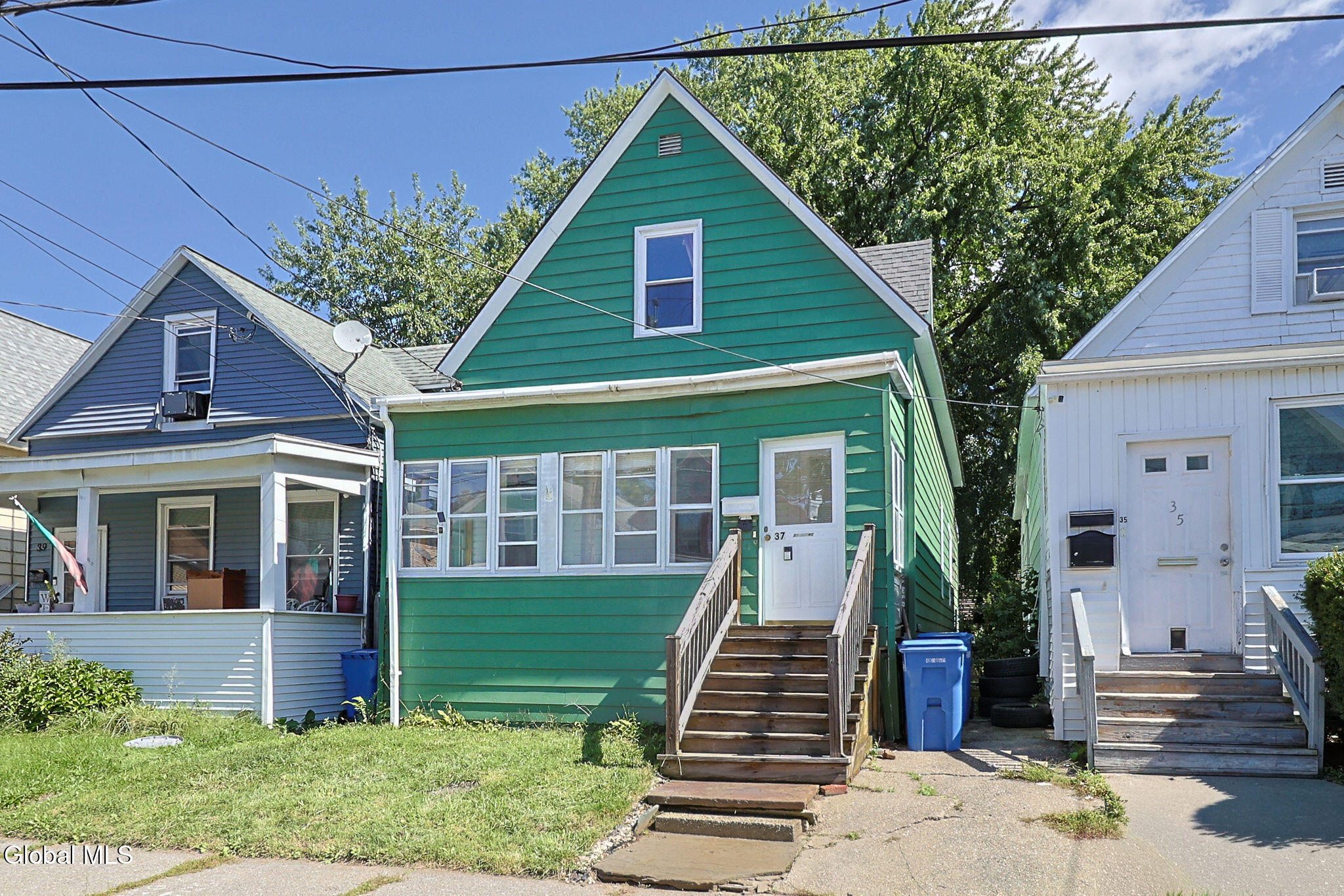 37 Raymo Street Albany NY 12209