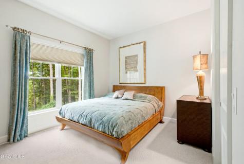 26 Yachtsman Way Malta NY 12020