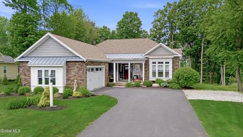 26 Yachtsman Way Malta NY 12020