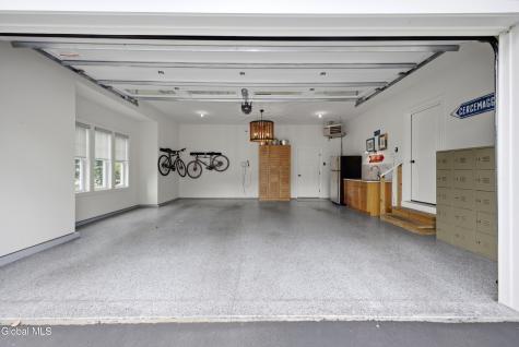 26 Yachtsman Way Malta NY 12020