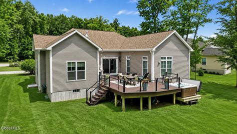 26 Yachtsman Way Malta NY 12020