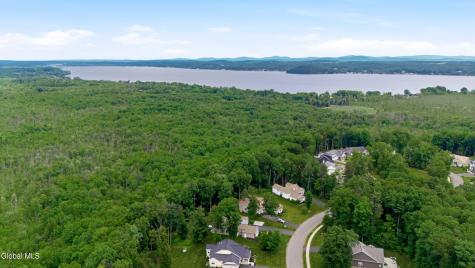 26 Yachtsman Way Malta NY 12020