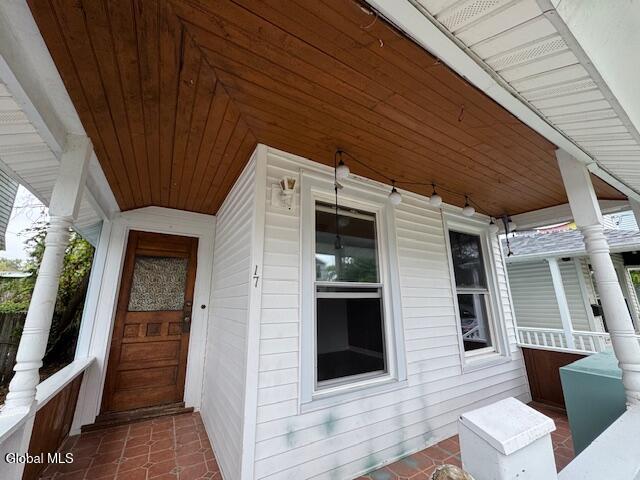 17 Grove Avenue Albany NY 12208
