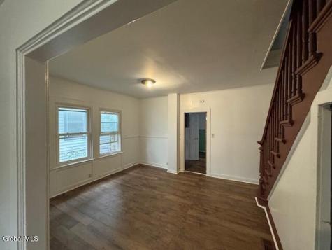 17 Grove Avenue Albany NY 12208