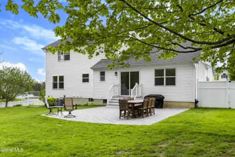13 Tamian Pass Ballston Lake NY 12019