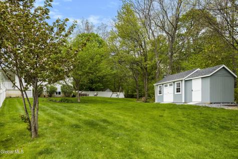 13 Tamian Pass Ballston Lake NY 12019