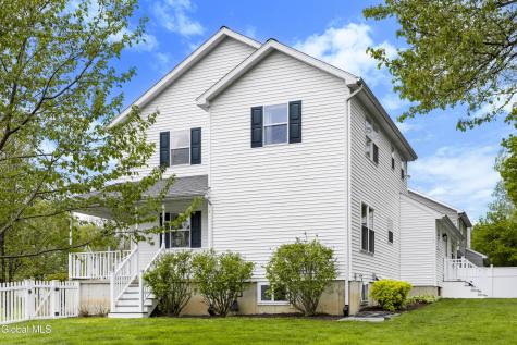 13 Tamian Pass Ballston Lake NY 12019