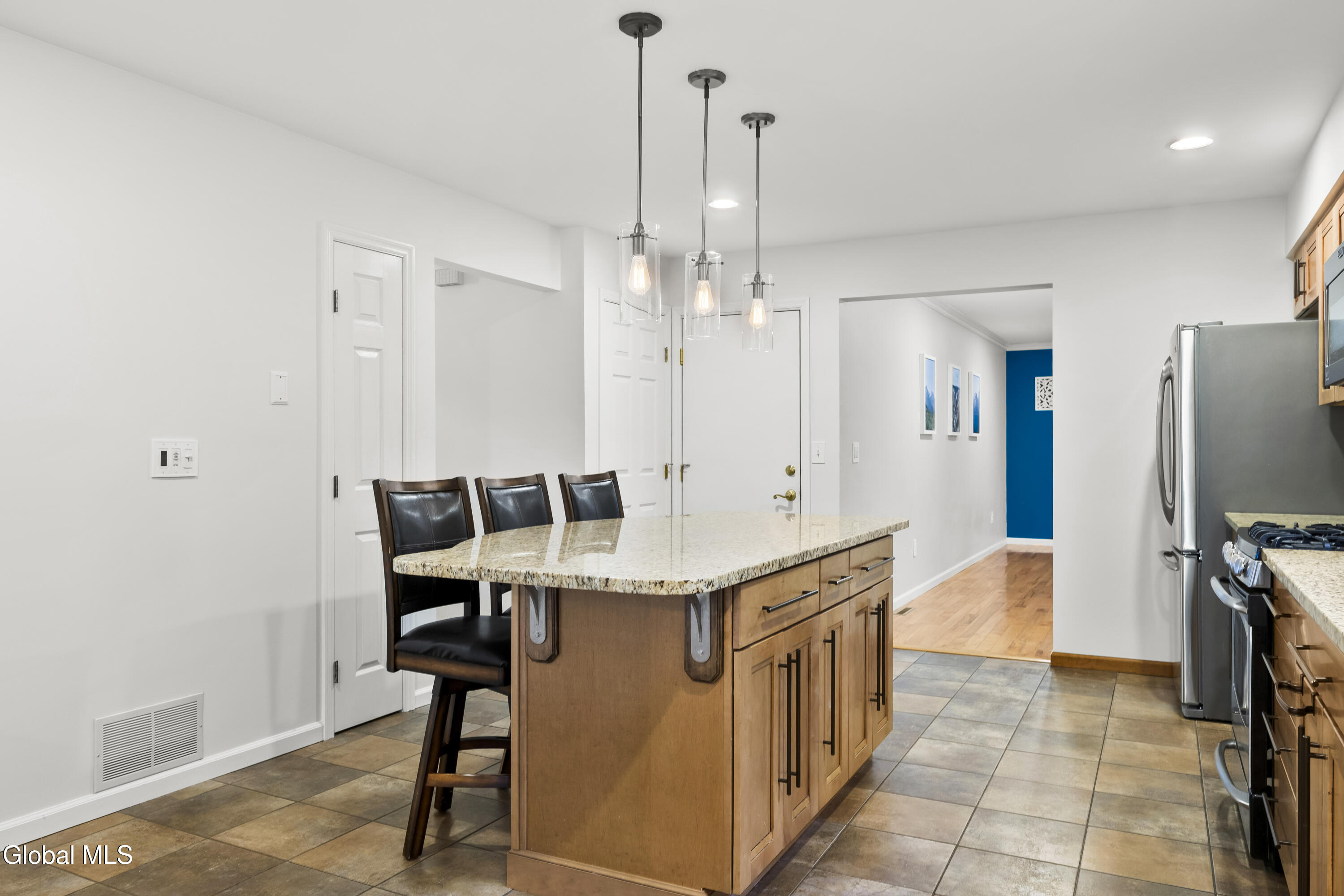 13 Tamian Pass Ballston Lake NY 12019