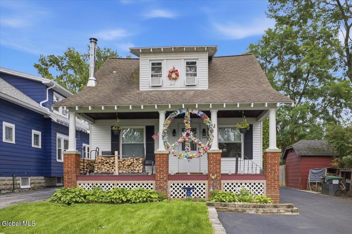1240 Dean Street Niskayuna NY 12309