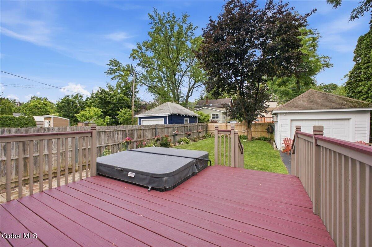 1240 Dean Street Niskayuna NY 12309