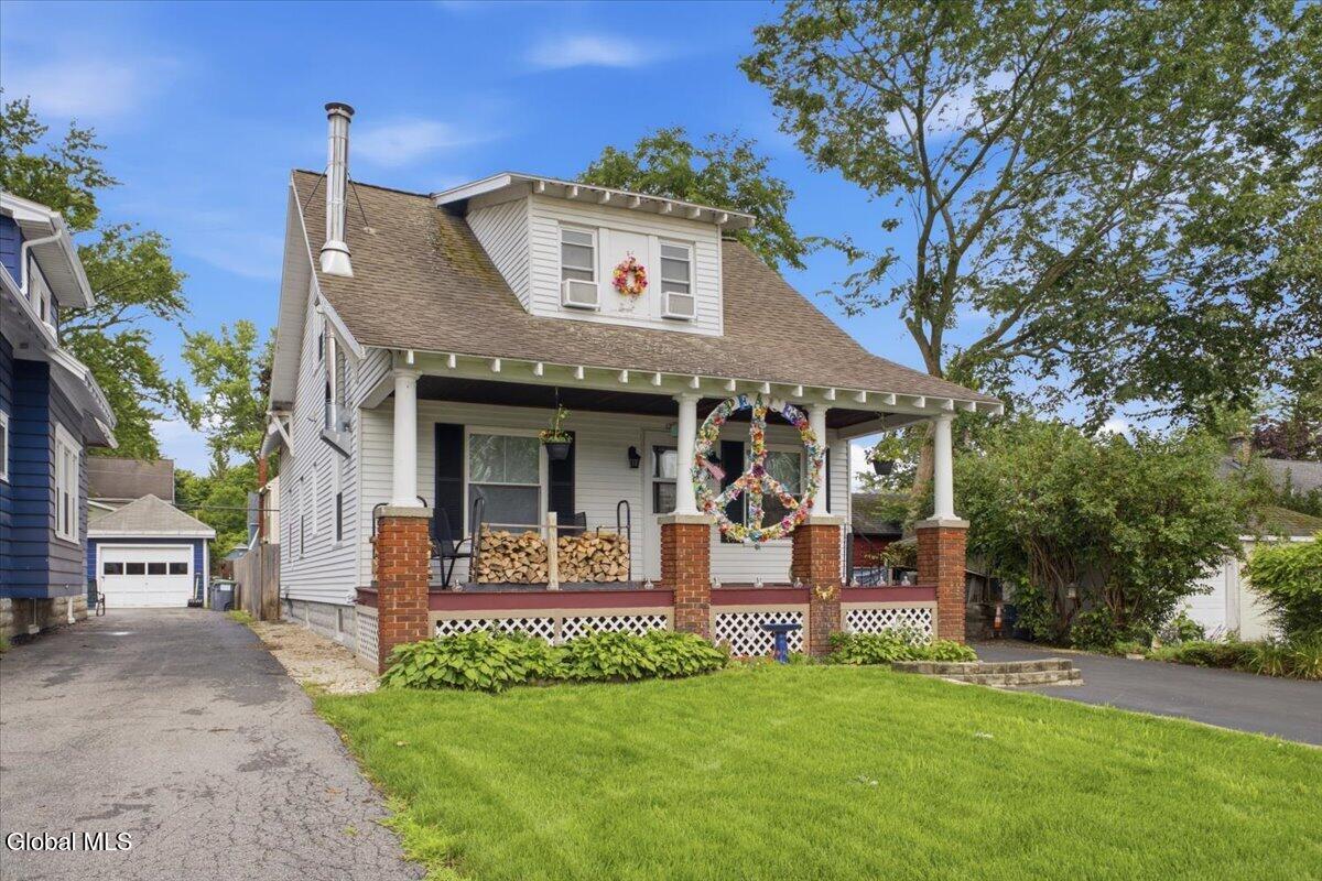 1240 Dean Street Niskayuna NY 12309