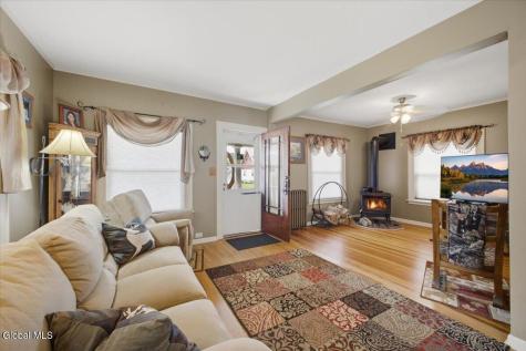 1240 Dean Street Niskayuna NY 12309