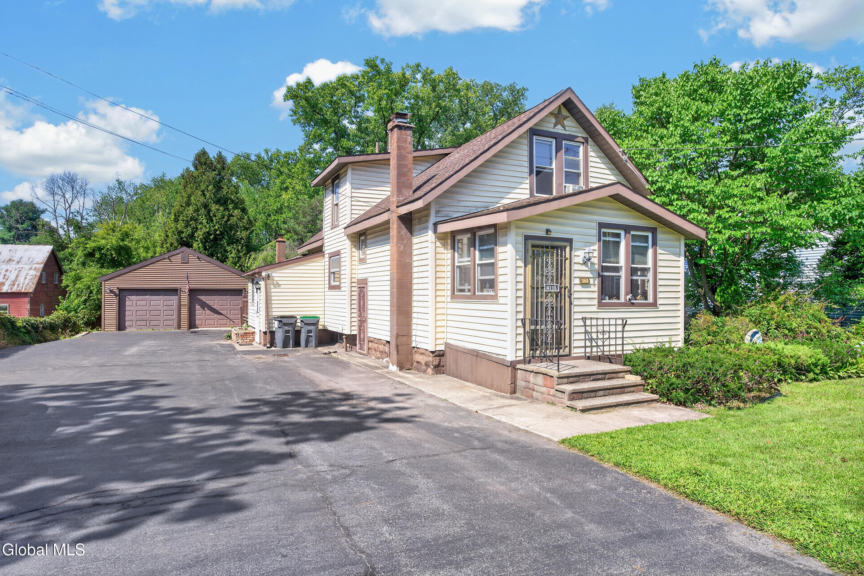 4116 Albany Street Schenectady NY 12304