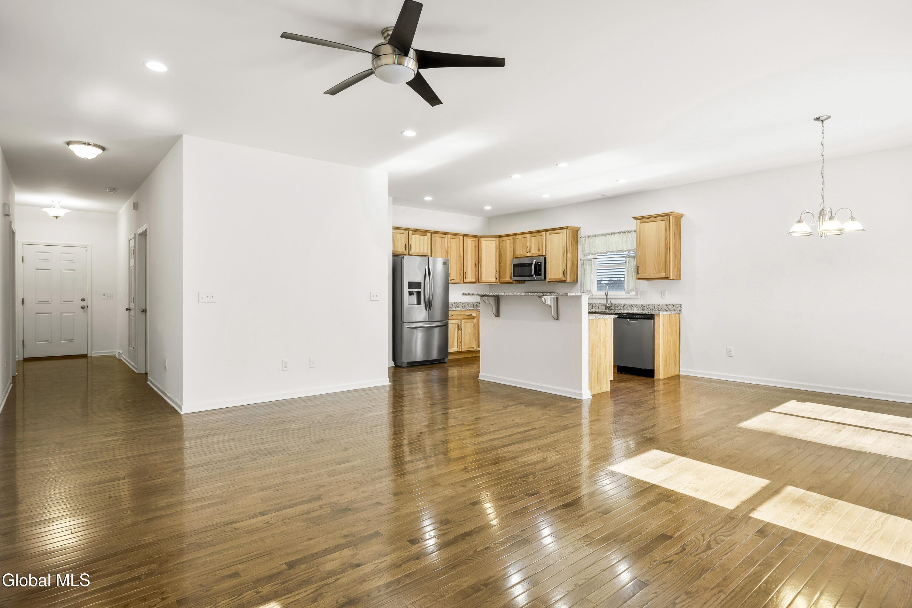 51 Flanders Lane Albany NY 12203