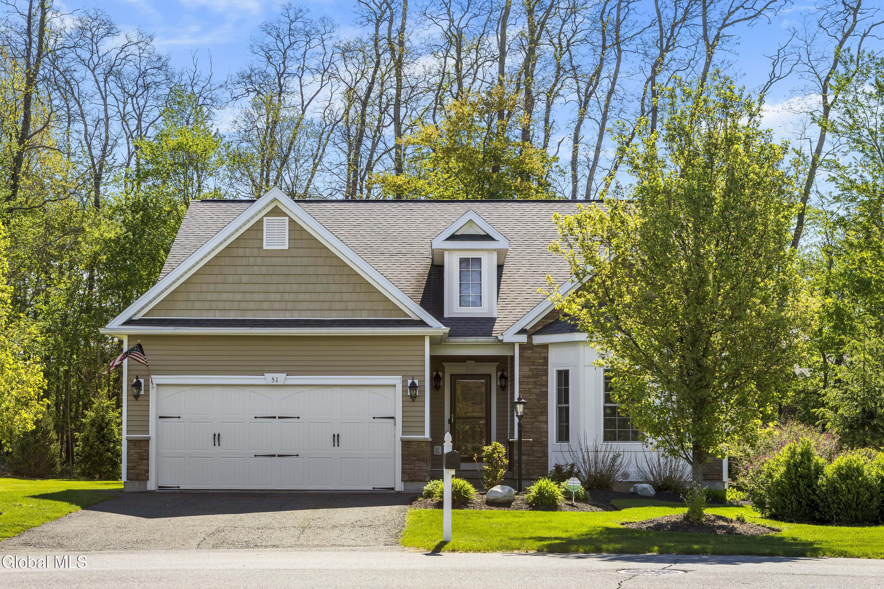 51 Flanders Lane Albany NY 12203