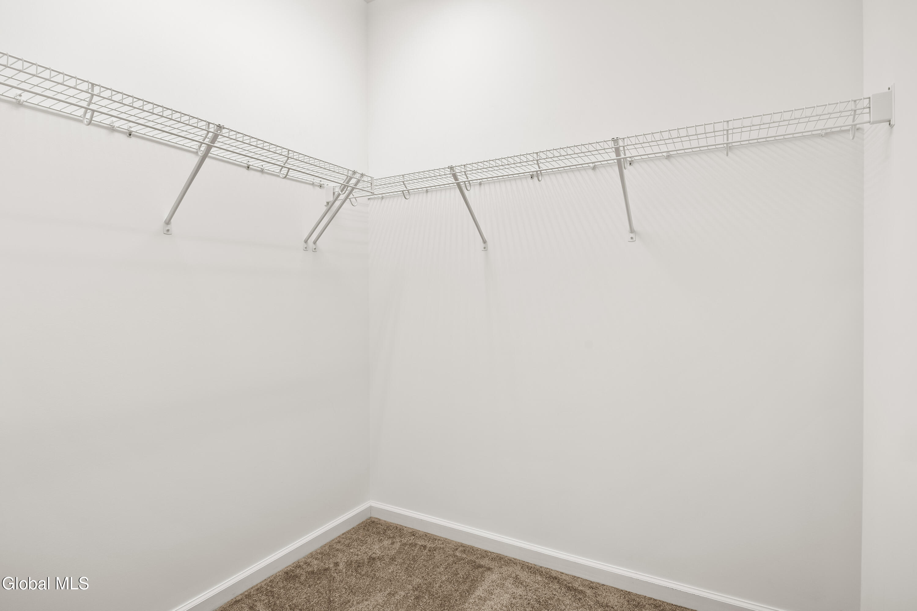 51 Flanders Lane Albany NY 12203