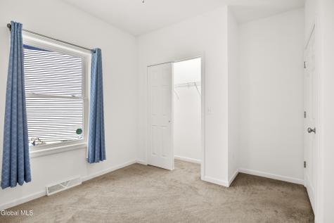 51 Flanders Lane Albany NY 12203