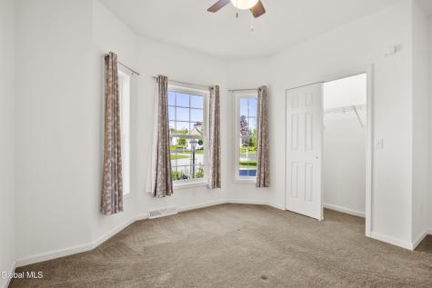 51 Flanders Lane Albany NY 12203
