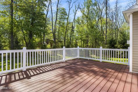51 Flanders Lane Albany NY 12203