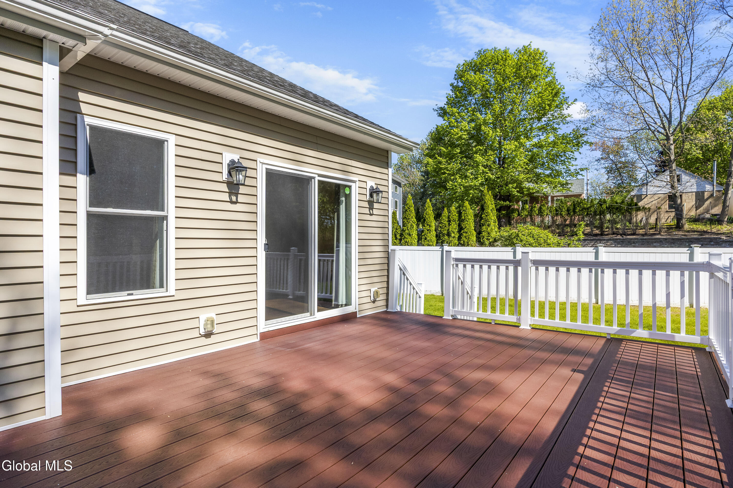 51 Flanders Lane Albany NY 12203
