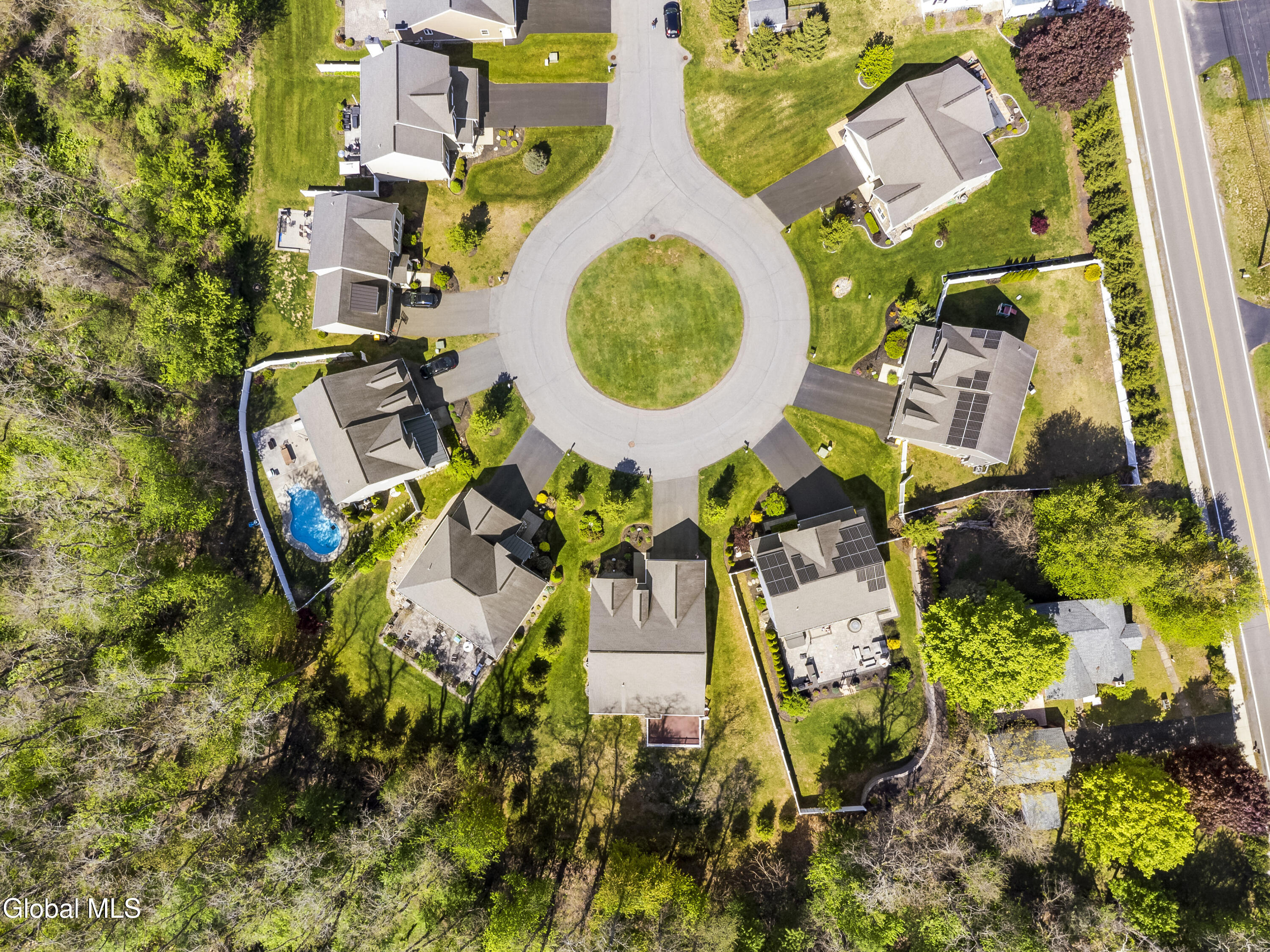 51 Flanders Lane Albany NY 12203