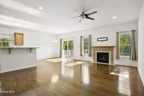 51 Flanders Lane Albany NY 12203