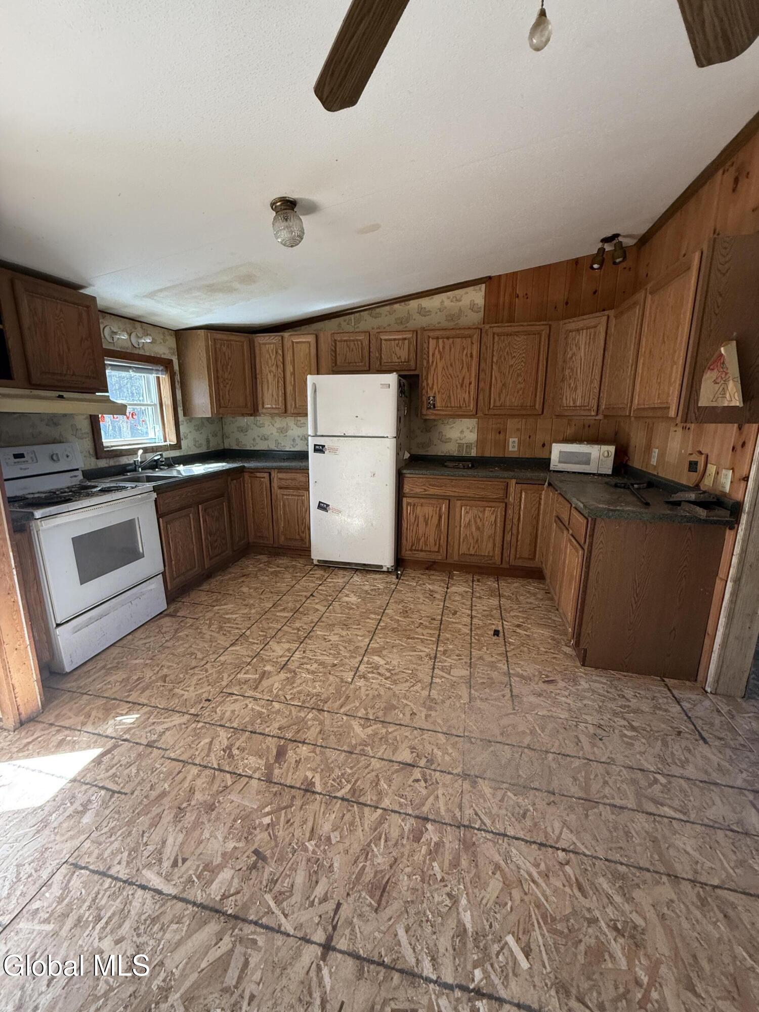 7 Covered Bridge Lane Jay NY 12941