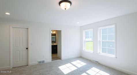 22 Cloverleaf Court East Greenbush NY 12061