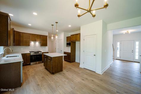 22 Cloverleaf Court East Greenbush NY 12061