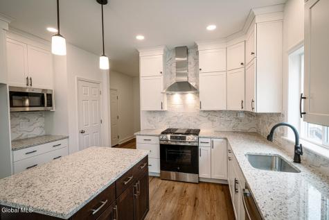 22 Cloverleaf Court East Greenbush NY 12061