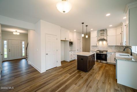 22 Cloverleaf Court East Greenbush NY 12061