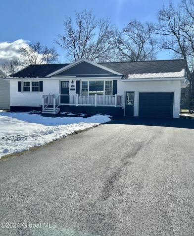 146 Dahlia Street Rotterdam NY 12306