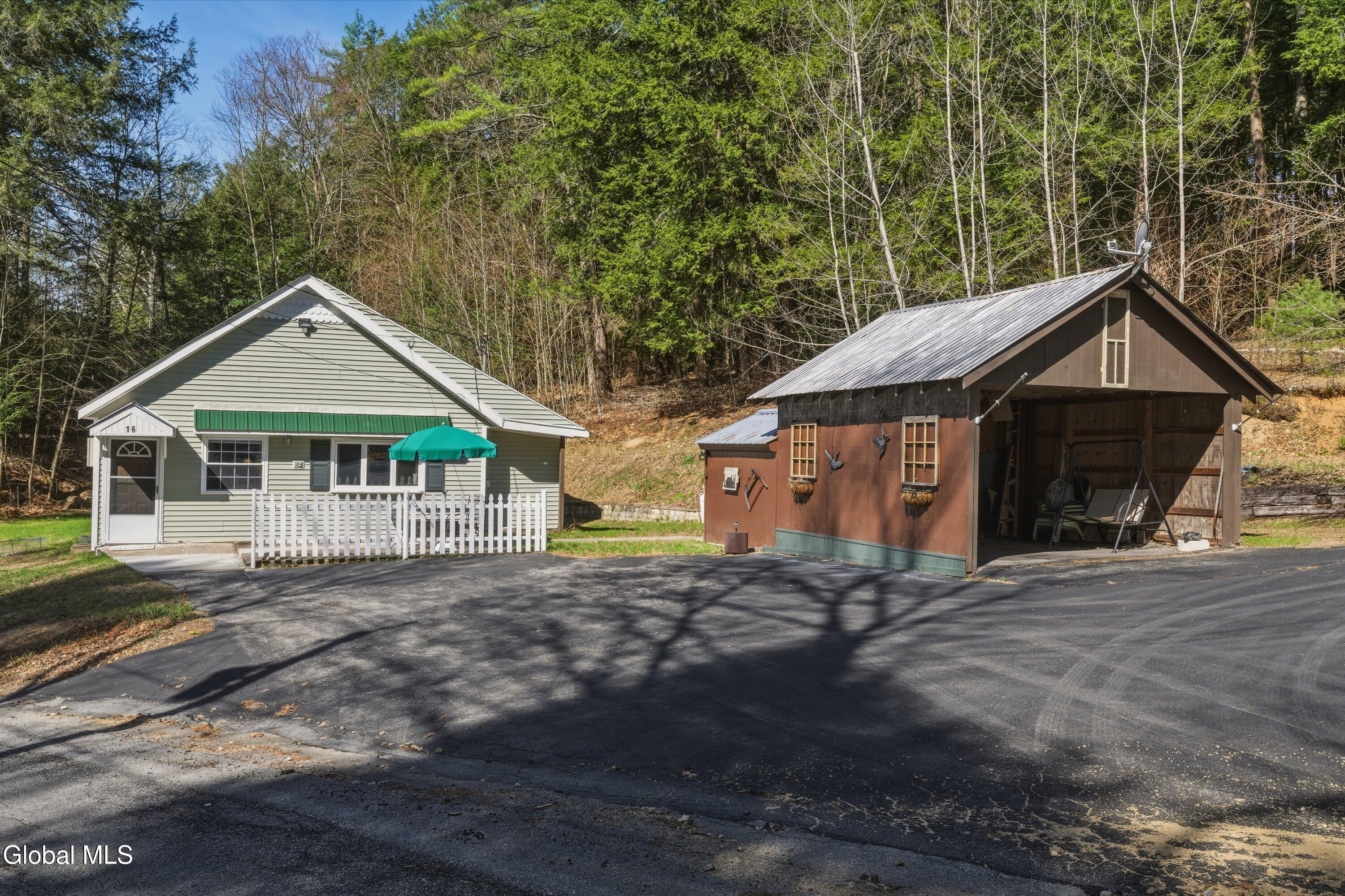 16 Pump House Road Lake Luzerne NY 12846