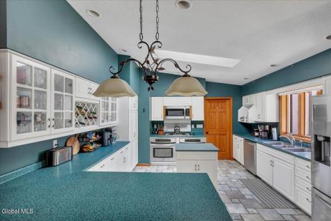 105 Wilrose Lane Troy NY 12180