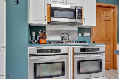 105 Wilrose Lane Troy NY 12180