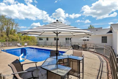 105 Wilrose Lane Troy NY 12180