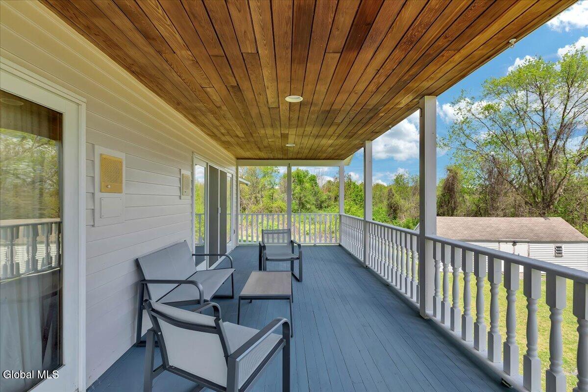 105 Wilrose Lane Troy NY 12180