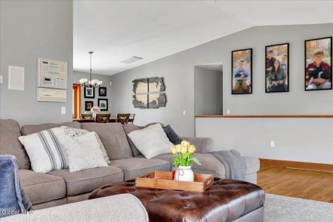 105 Wilrose Lane Troy NY 12180