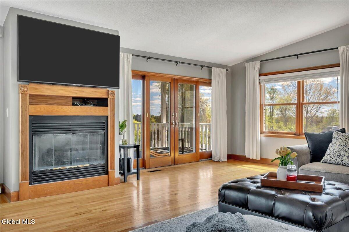 105 Wilrose Lane Troy NY 12180