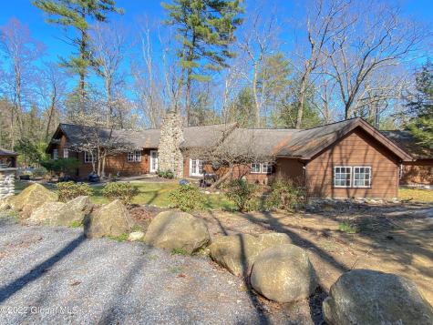 4484 Lake Shore Drive Diamond Point NY 12814