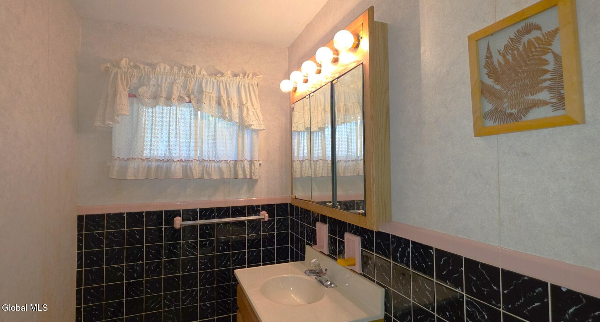 212 Sand Creek Road Albany NY 12205