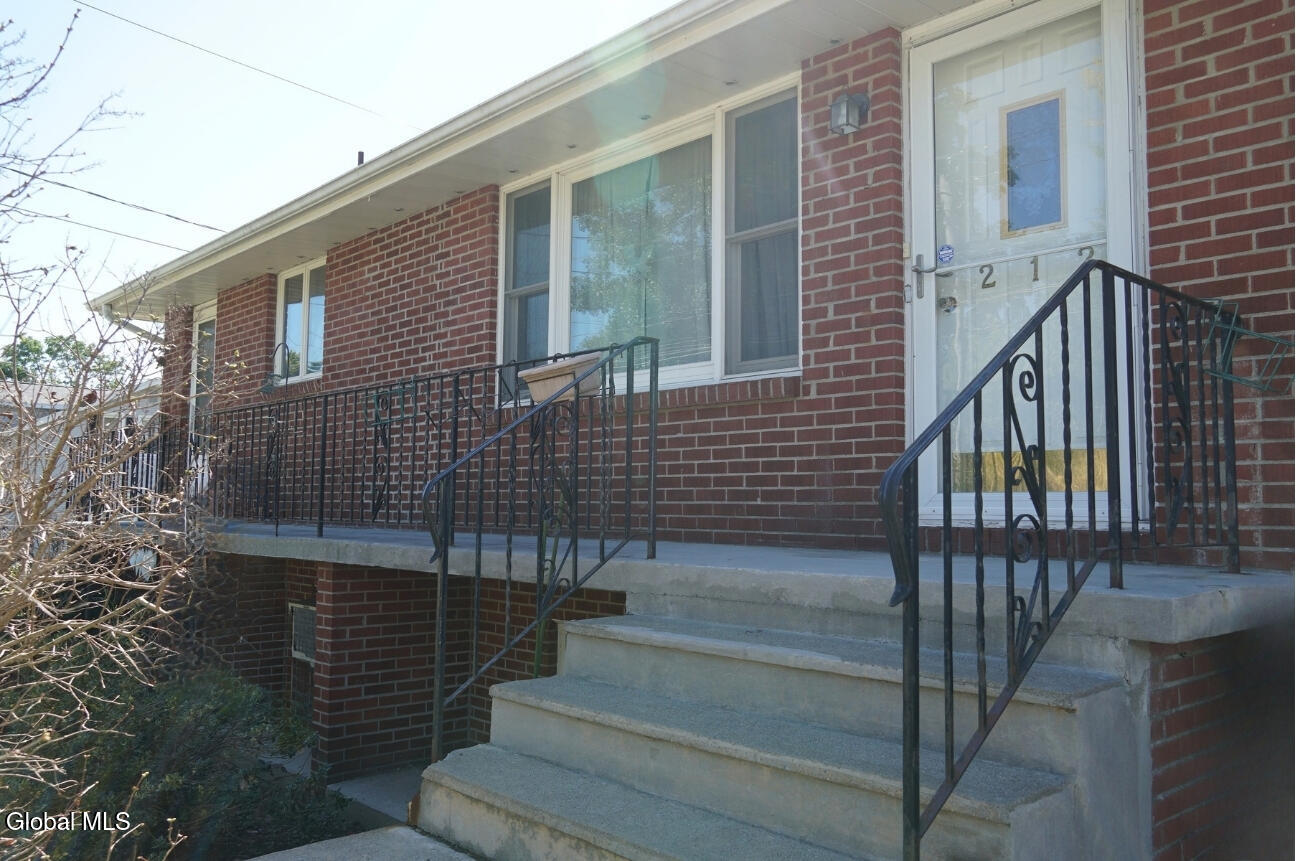 212 Sand Creek Road Albany NY 12205