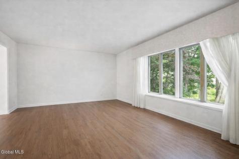 240 W Bentwood Court Albany NY 12203