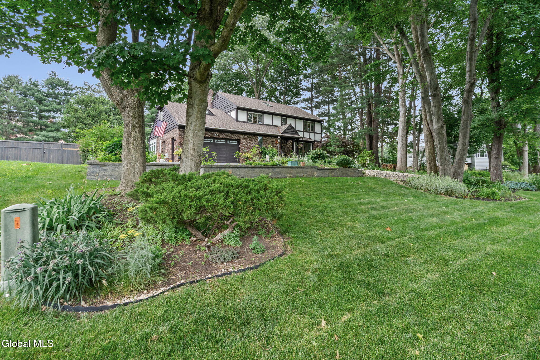 240 W Bentwood Court Albany NY 12203