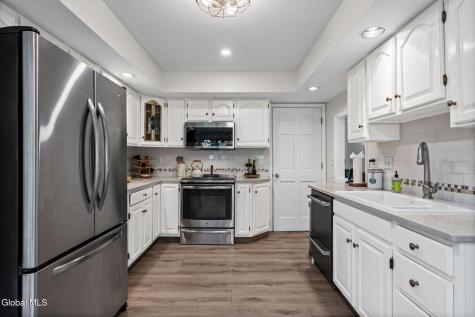240 W Bentwood Court Albany NY 12203