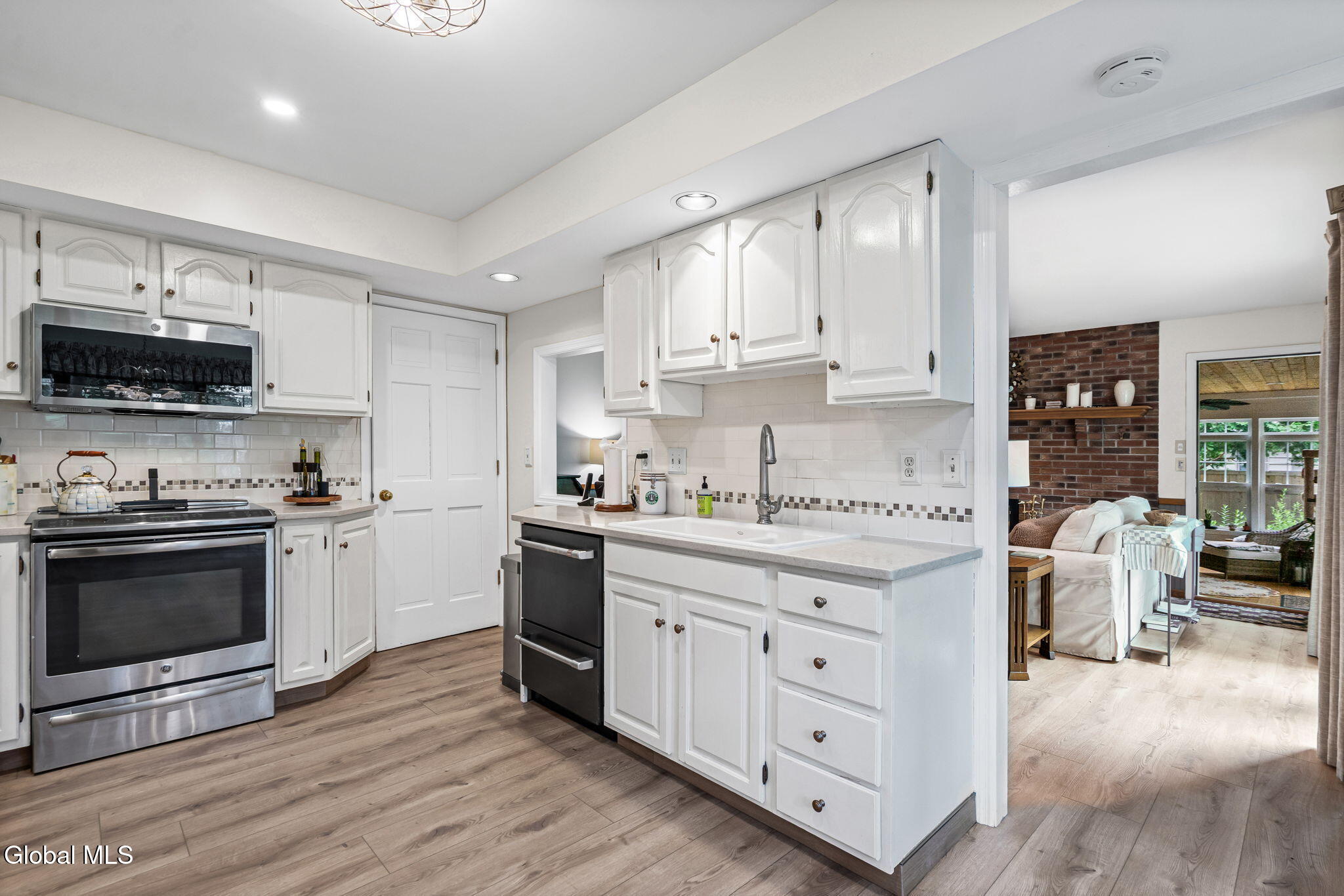 240 W Bentwood Court Albany NY 12203