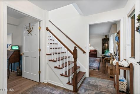 240 W Bentwood Court Albany NY 12203